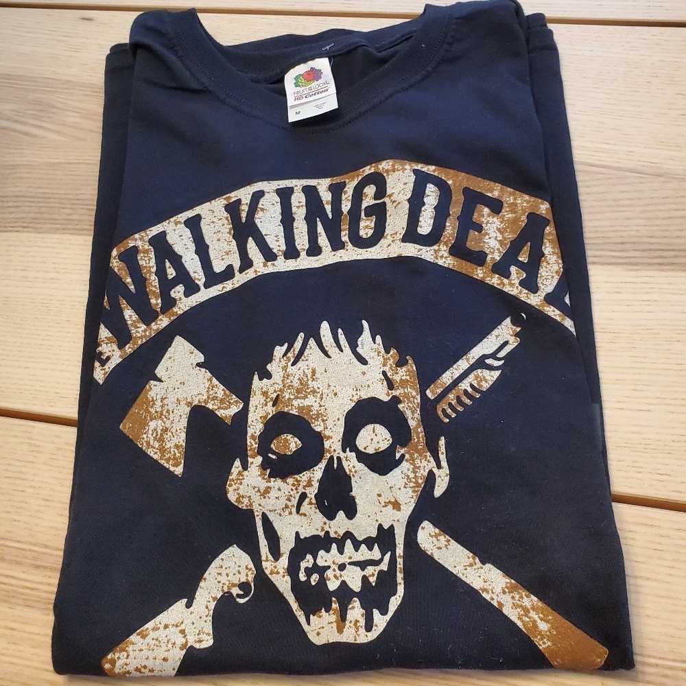 Walking Dead Survivor T-shirt